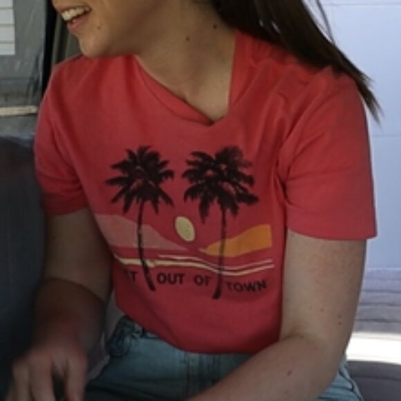 Beach Sunset Graphic T-Shirt 🌅 - Picture 1 of 2
